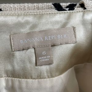 Banana republic size 6 new without tags skirt